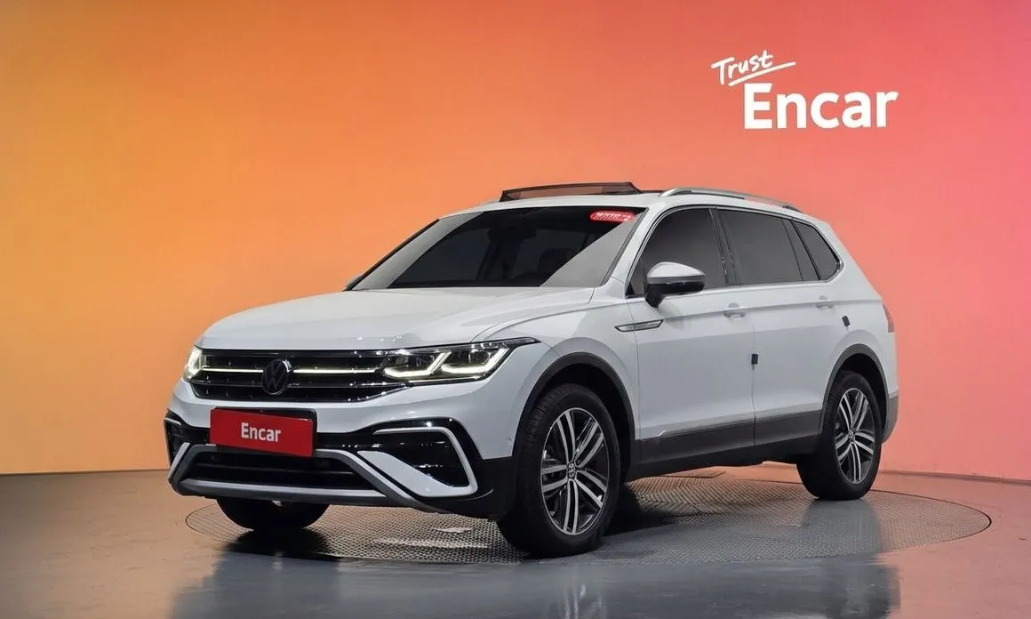 Volkswagen Tiguan — фото 1