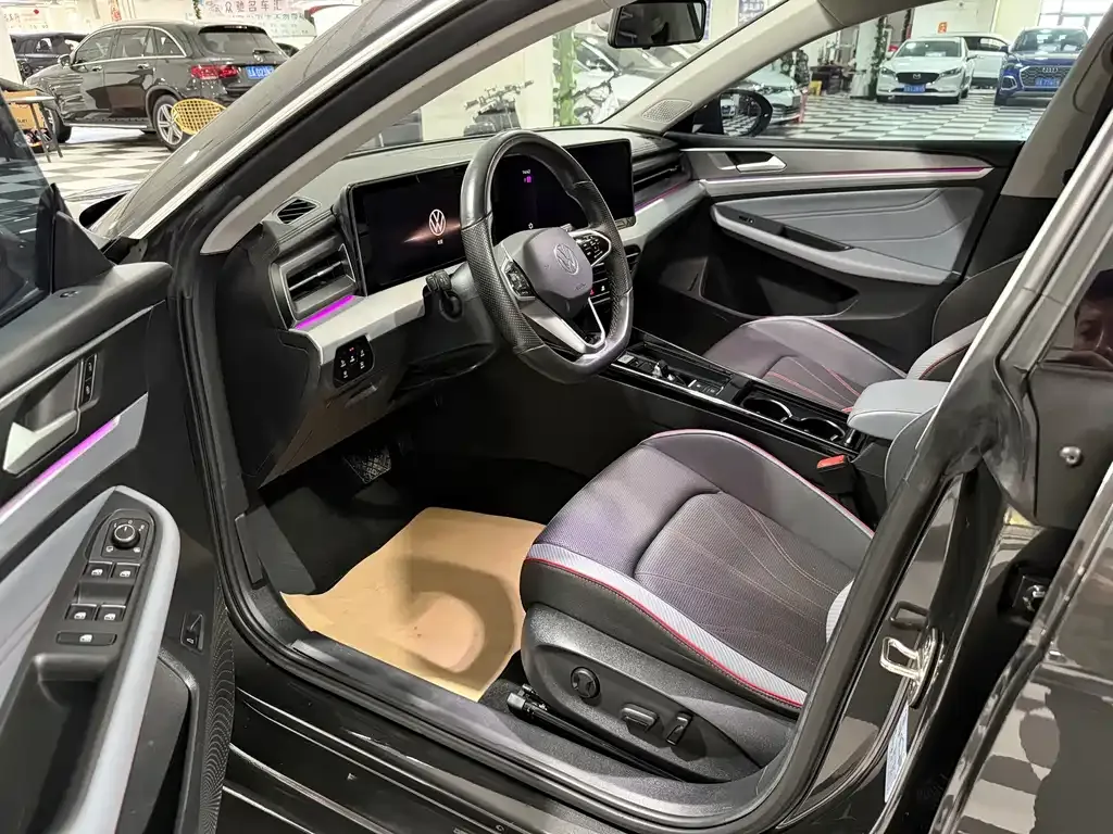 Volkswagen Lamando — фото 10