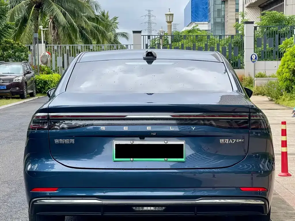 Geely Galaxy A7 EM — фото 2