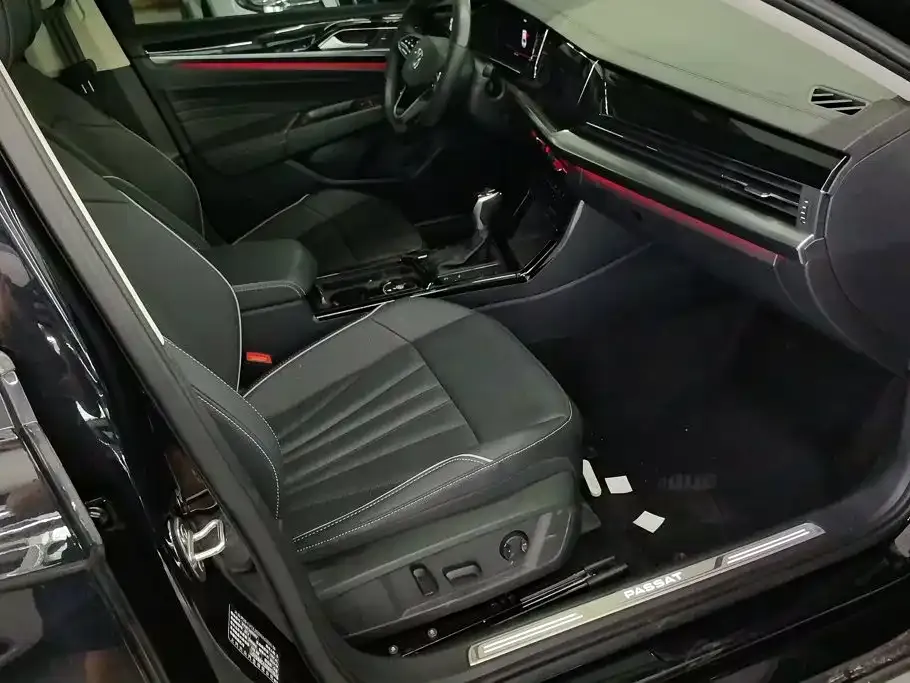 Volkswagen Passat — фото 8
