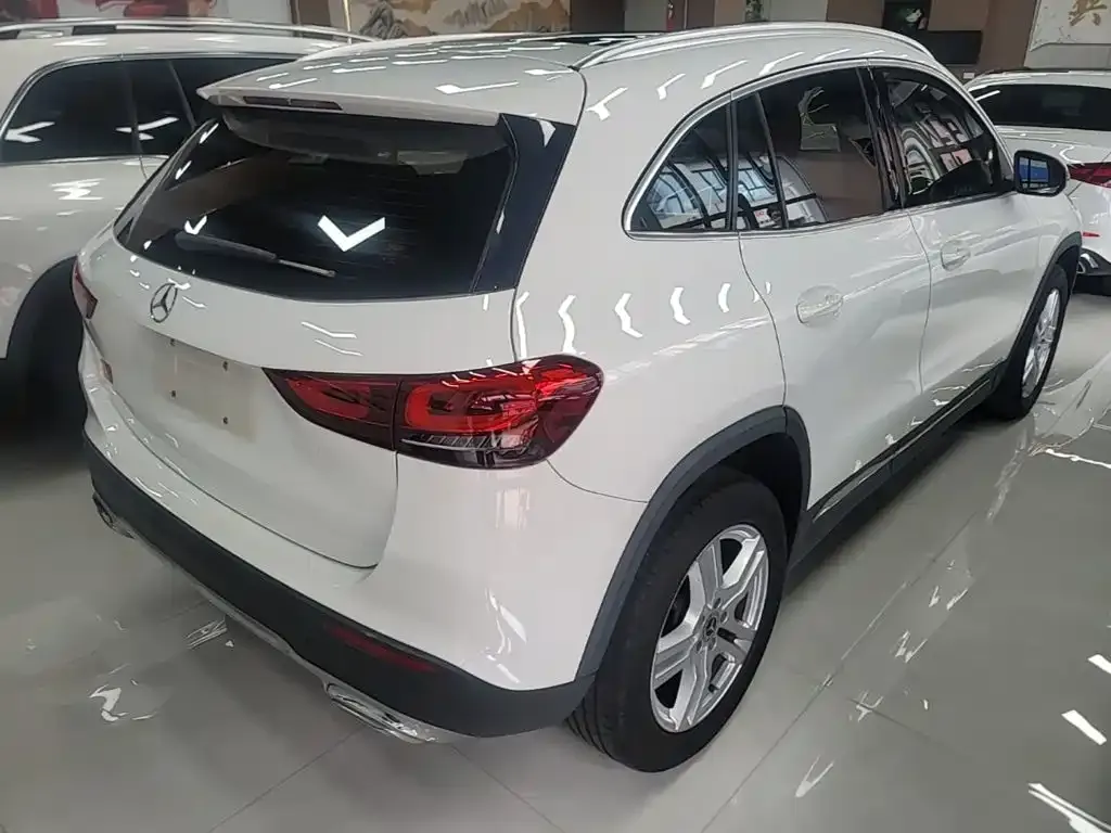 Mercedes-Benz GLA — фото 3