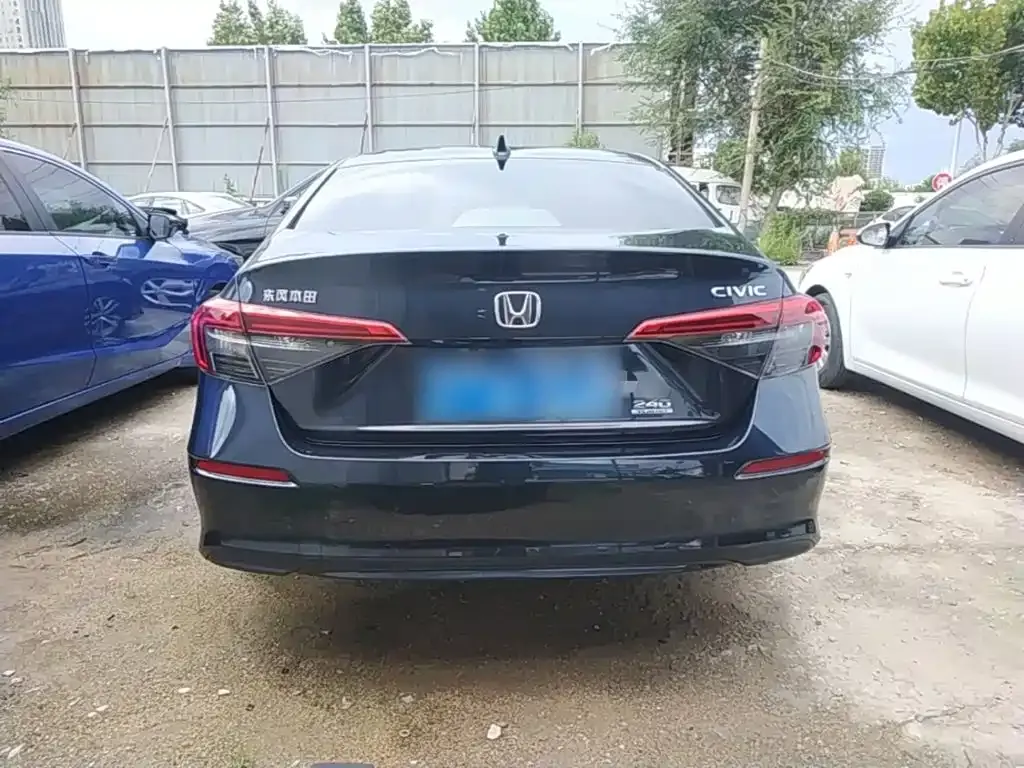Honda Civic — фото 6