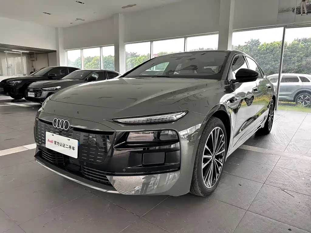 Audi A6L e-tron — фото 1