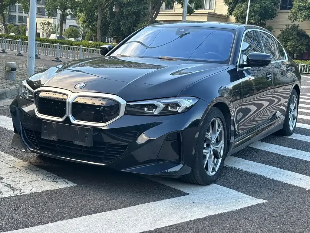 BMW i3 — фото 1