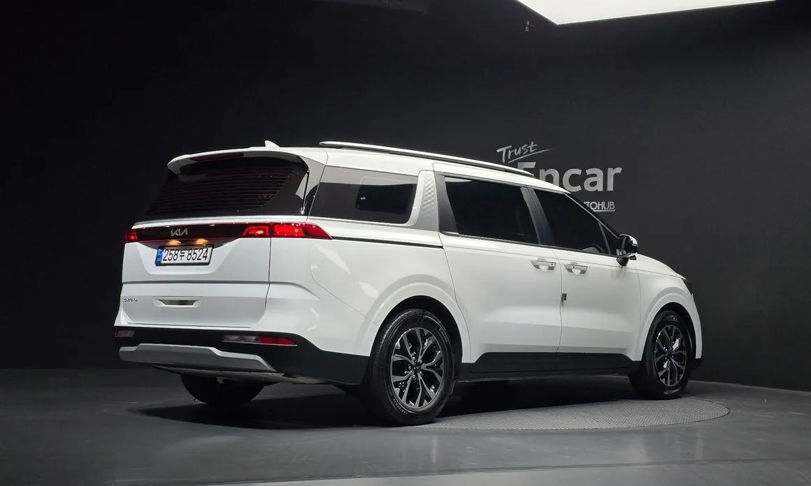 Kia Carnival — фото 2