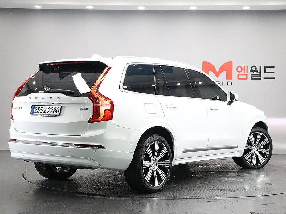 Volvo XC90 — фото 3