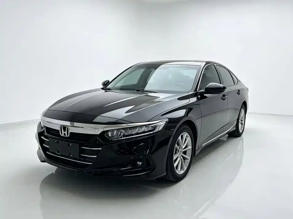 Honda Accord — фото 1
