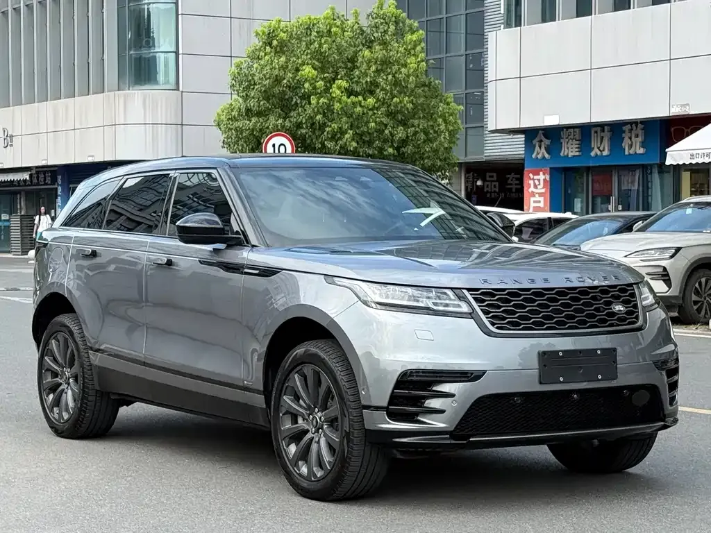 Land Rover Velar — фото 10