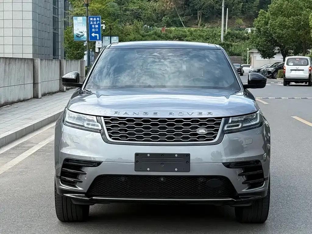 Land Rover Velar — фото 6