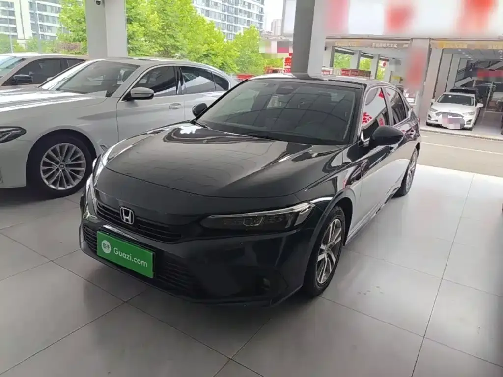 Honda Civic — фото 1
