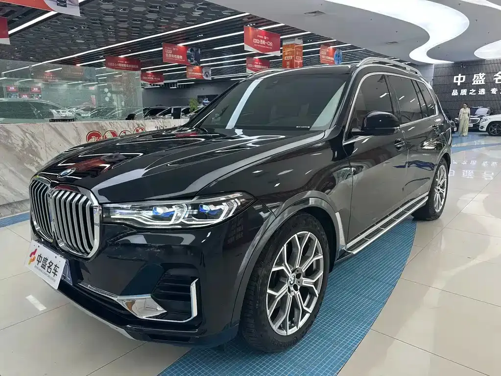 BMW X7 — фото 1