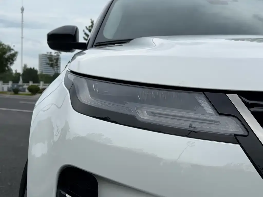Land Rover Evoque — фото 2