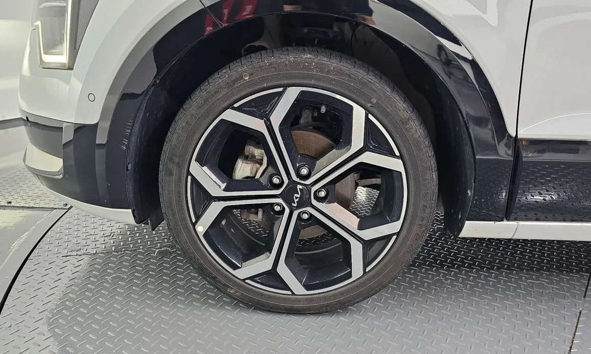 Kia Niro — фото 10