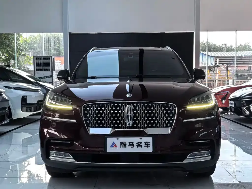 Lincoln Aviator — фото 6