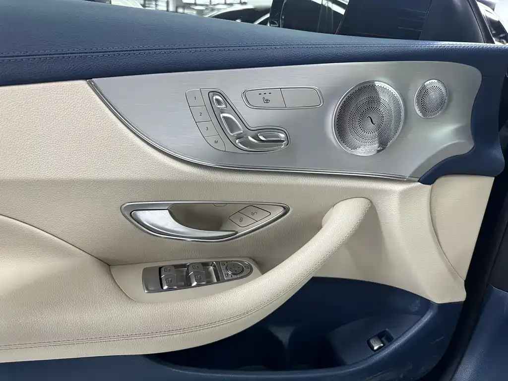 Mercedes-Benz E-Class (Import) — фото 7