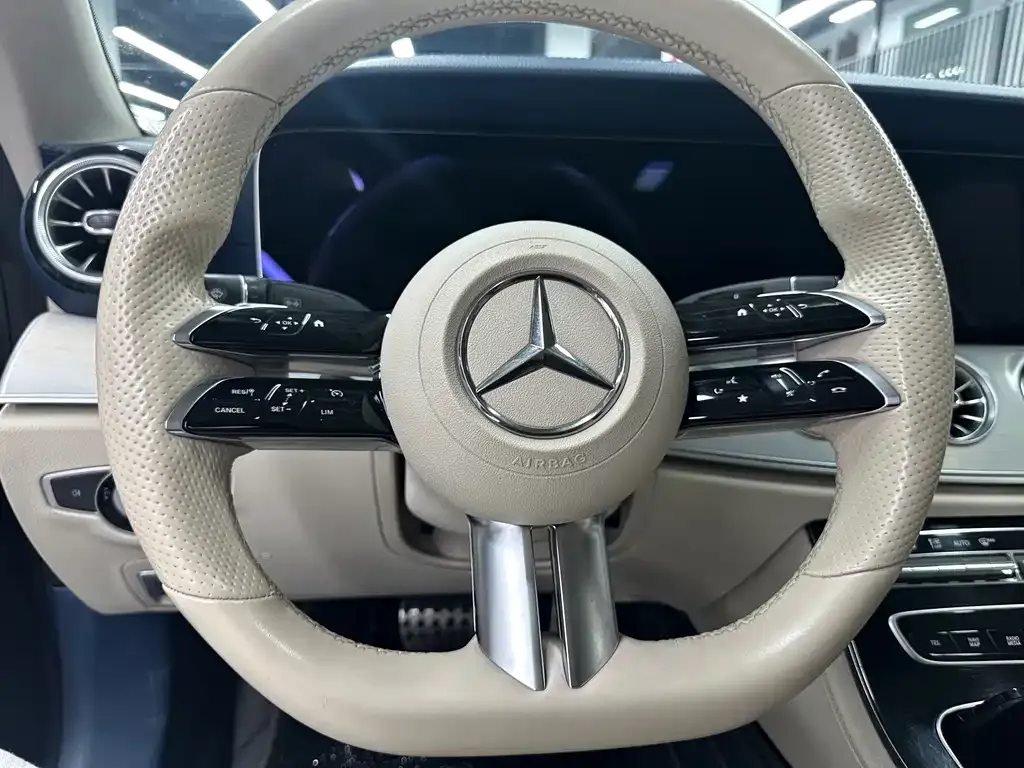 Mercedes-Benz E-Class (Import) — фото 10