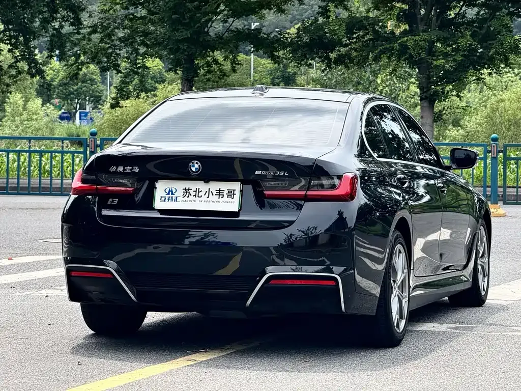 BMW i3 — фото 8