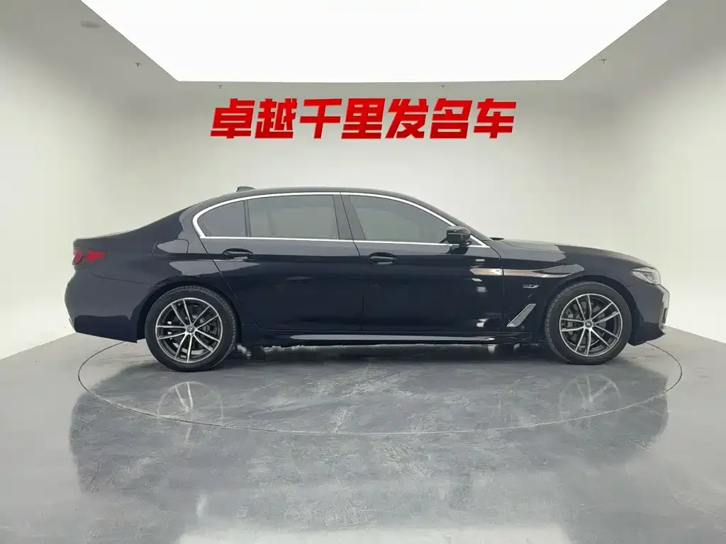 BMW 5 Series New Energy — фото 5