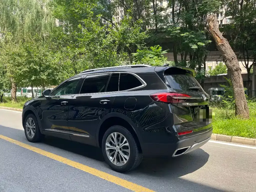 Buick Envision Plus — фото 8