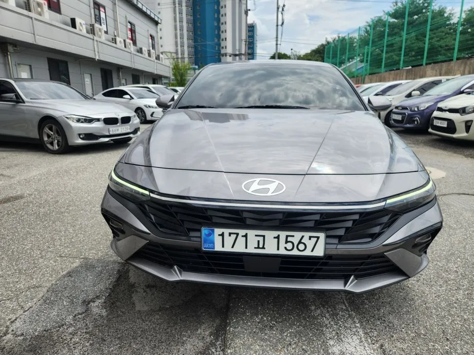 Hyundai AVANTE — фото 1