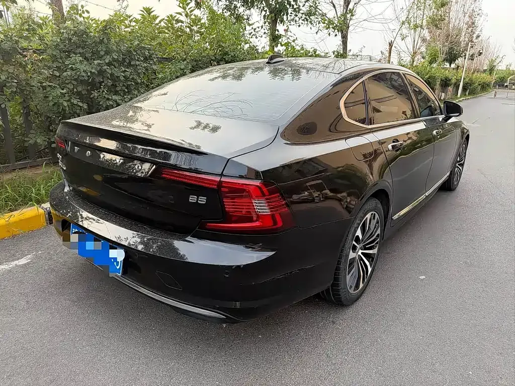 Volvo S90 — фото 3