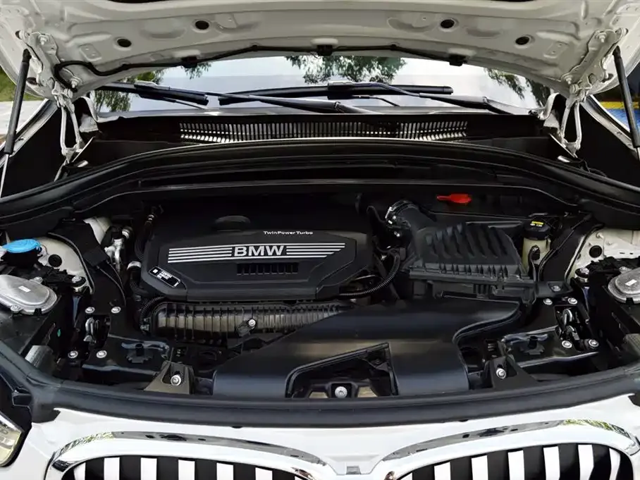 BMW X1 — фото 10