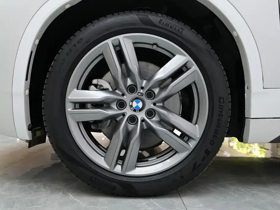BMW X2 — фото 9