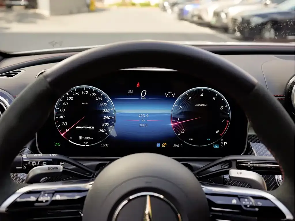 Mercedes-Benz C-Class AMG — фото 8