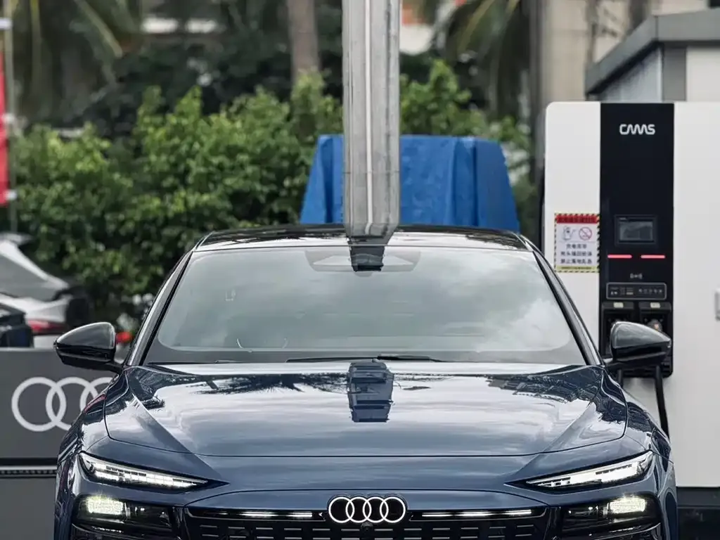 Audi A6L e-tron — фото 7