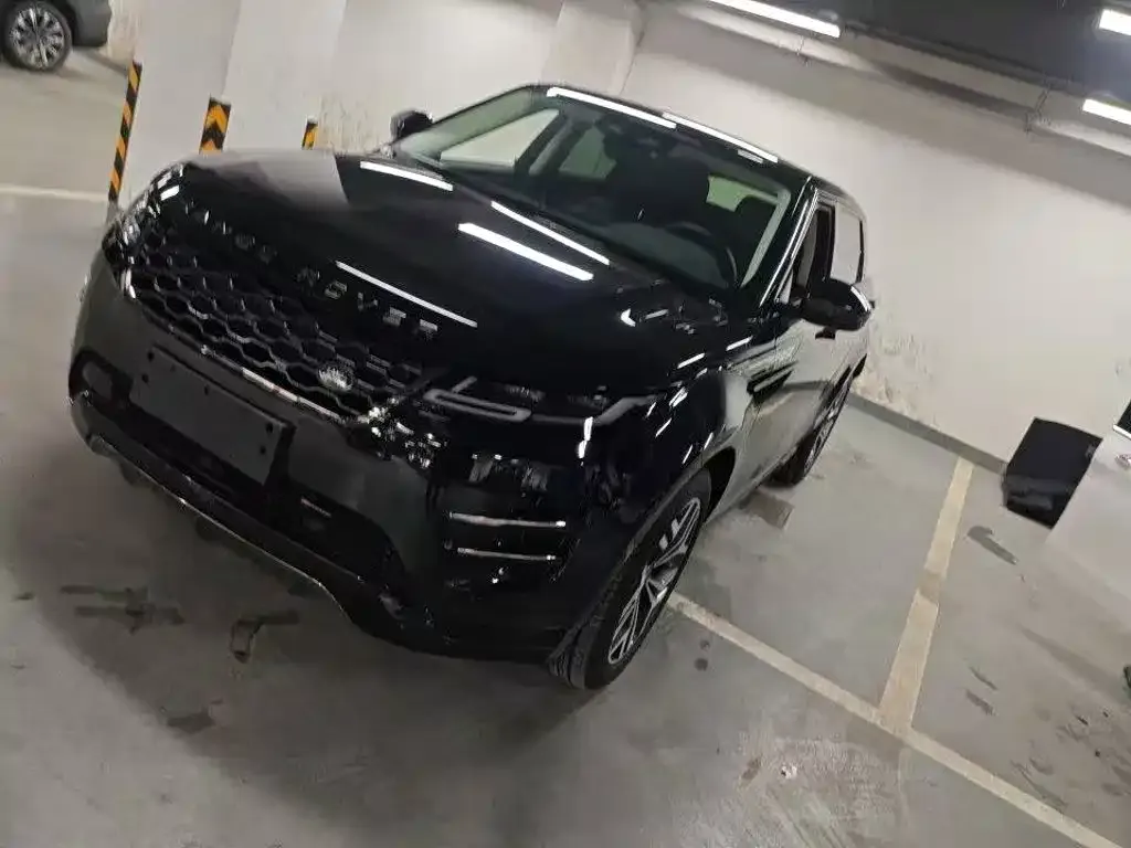 Land Rover Evoque — фото 1