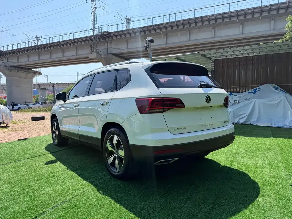 Volkswagen Tharu — фото 2