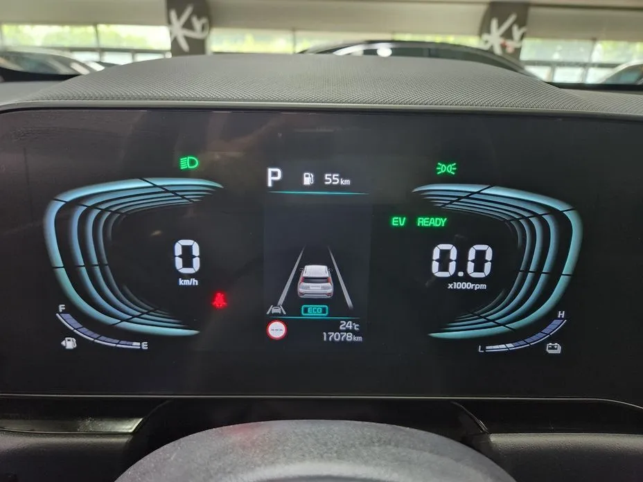Kia Niro — фото 3