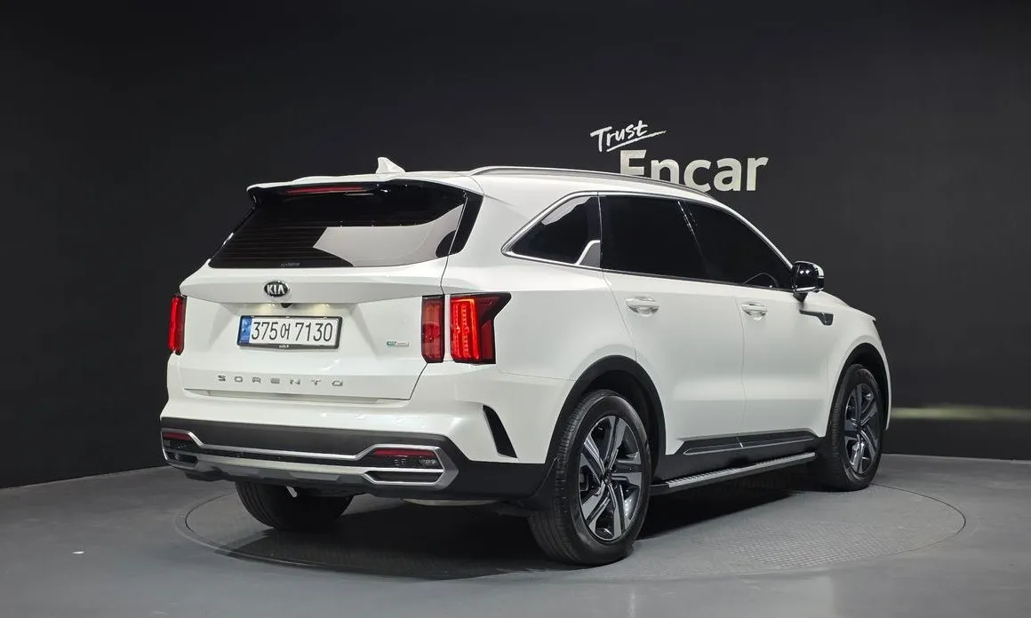Kia Sorento — фото 3