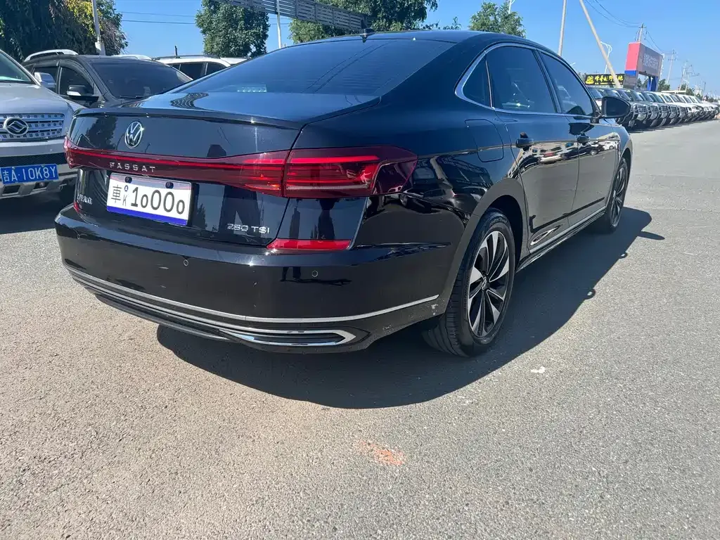 Volkswagen Passat — фото 4