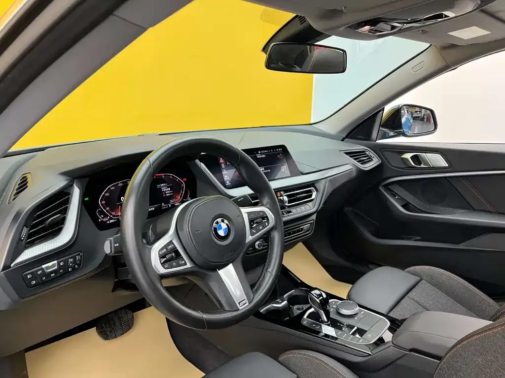 BMW 2 Series (Import) — фото 2