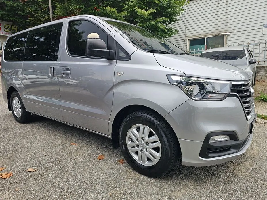 Hyundai Starex — фото 5