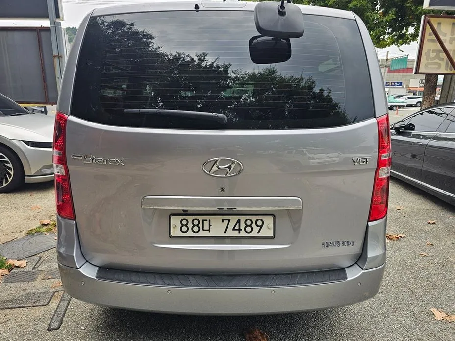 Hyundai Starex — фото 4