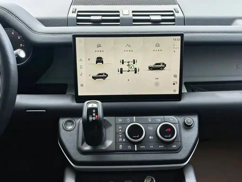 Land Rover Defender — фото 10