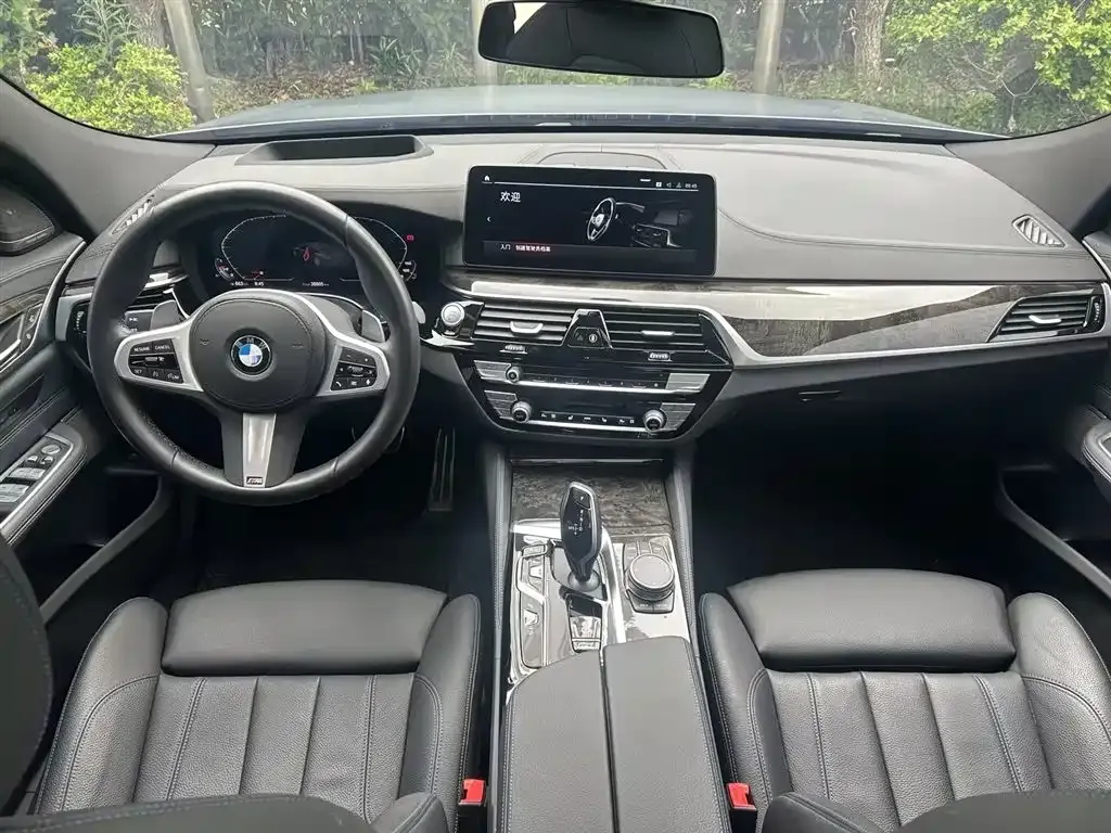BMW 6 Series GT — фото 10