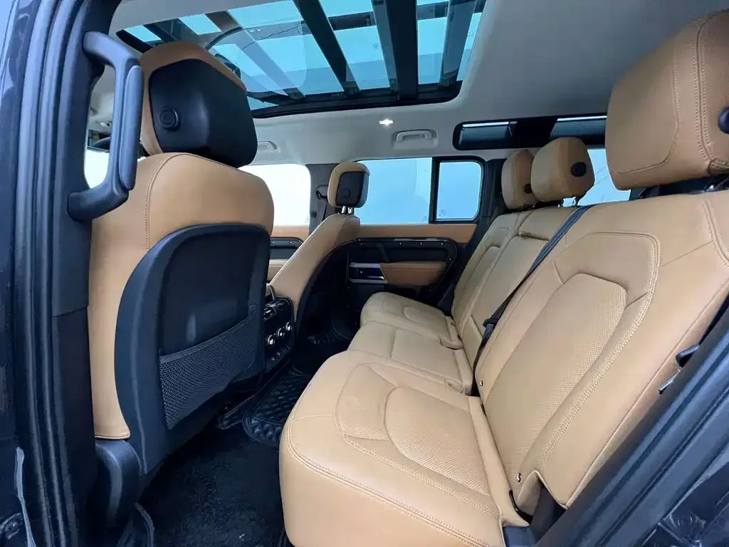Land Rover Defender — фото 4
