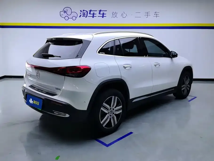 Mercedes-Benz EQA — фото 2