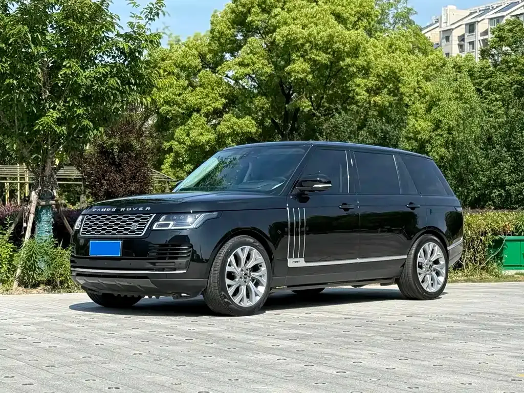 Land Rover Range Rover — фото 1
