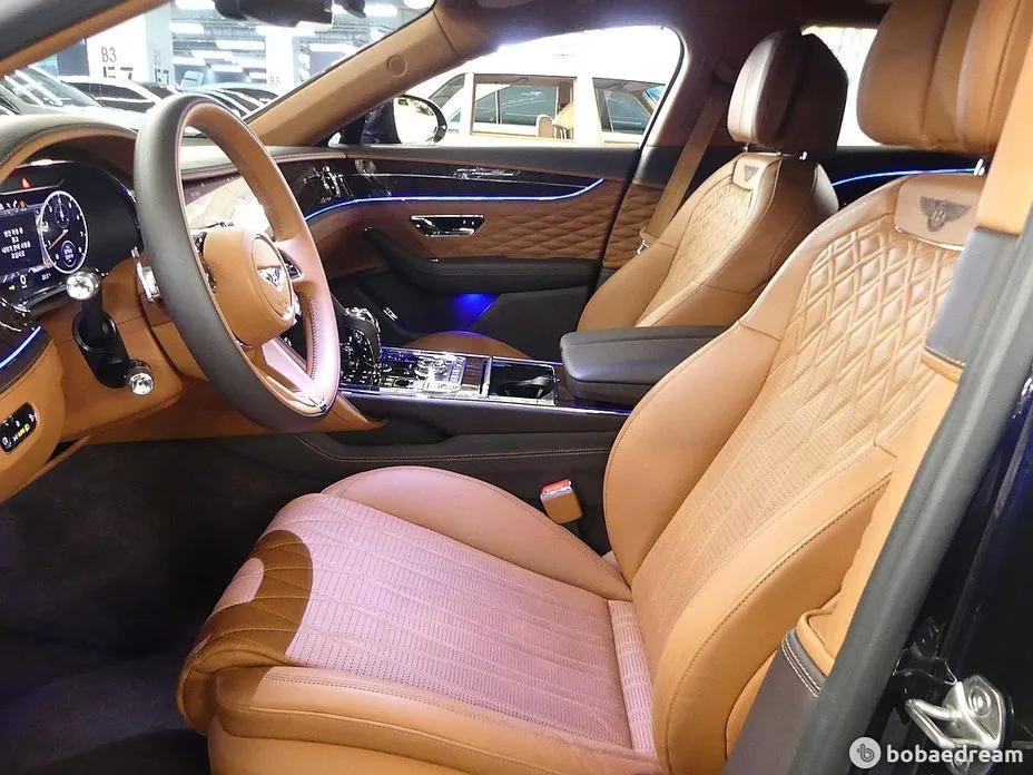 Bentley Flying Spur — фото 3