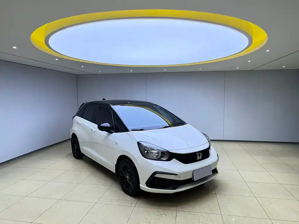 Honda Fit — фото 7