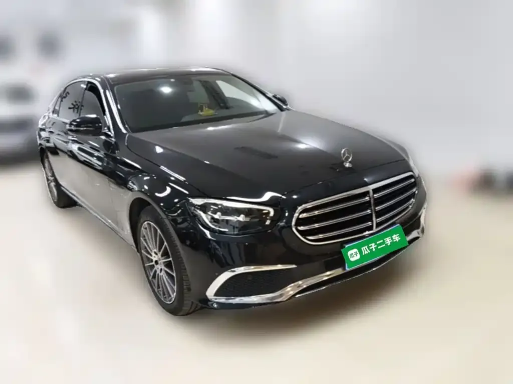 Mercedes-Benz E-Class — фото 5