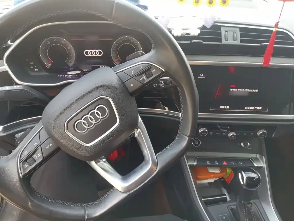 Audi Q3 — фото 6