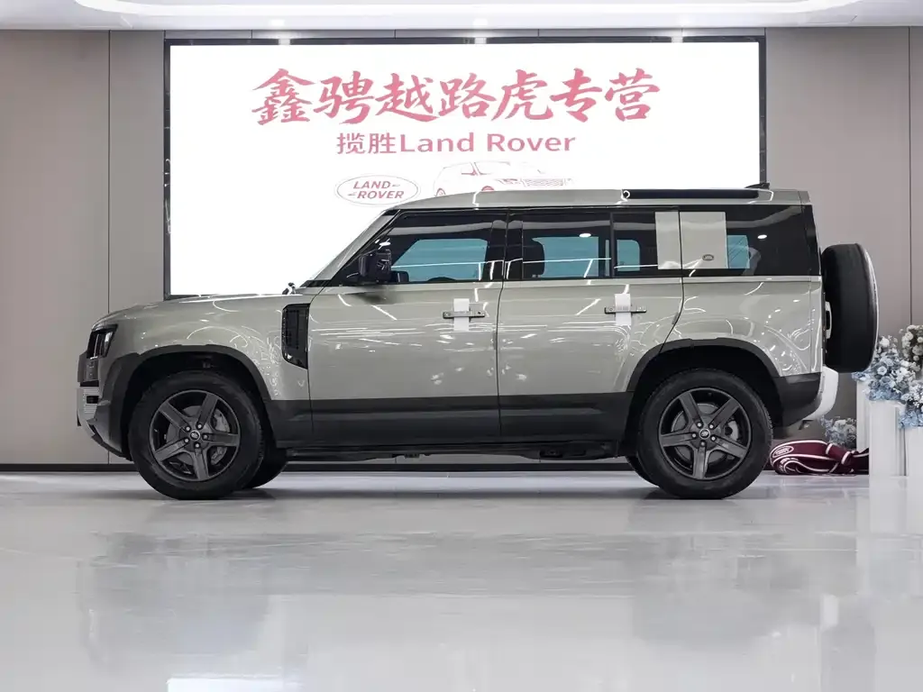 Land Rover Defender — фото 5