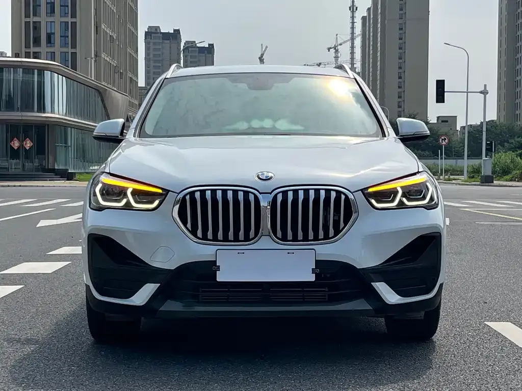 BMW X1 — фото 3