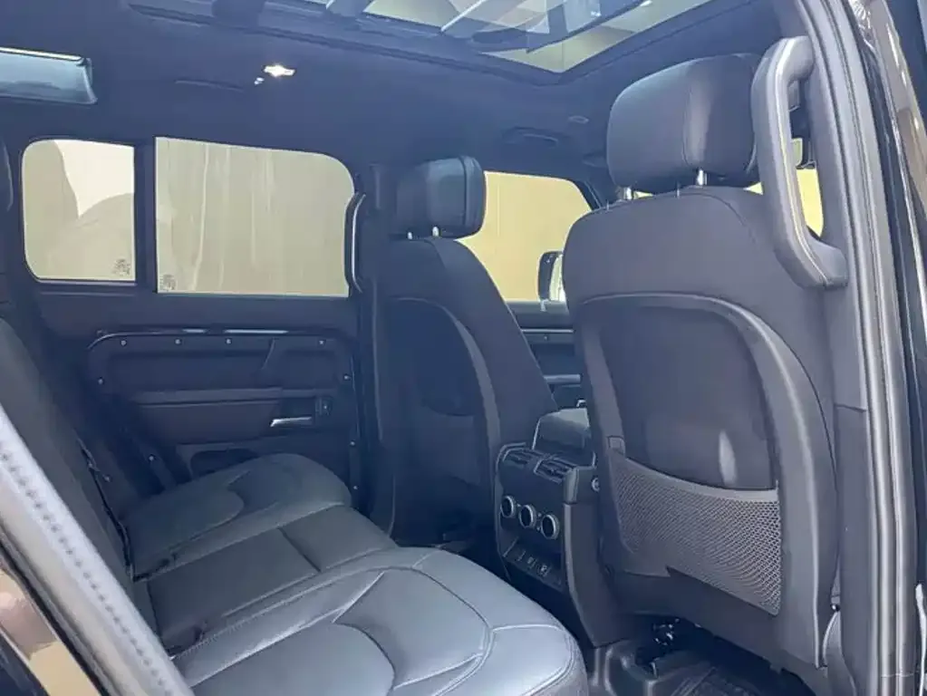 Land Rover Defender — фото 3