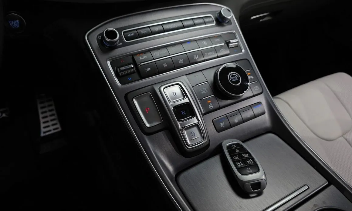Hyundai Santafe — фото 3